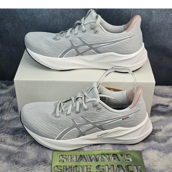 Asics Shoes - NWT ASICS Versablast 4 in Concrete/White Running Shoes Women Size 8.5